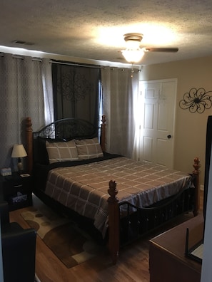 2 bedrooms, iron/ironing board, free WiFi, bed sheets - Lexington’s Premier Cul De Sac Townhome 2BR, 2.5BA, 1100 sqft (Lexington)