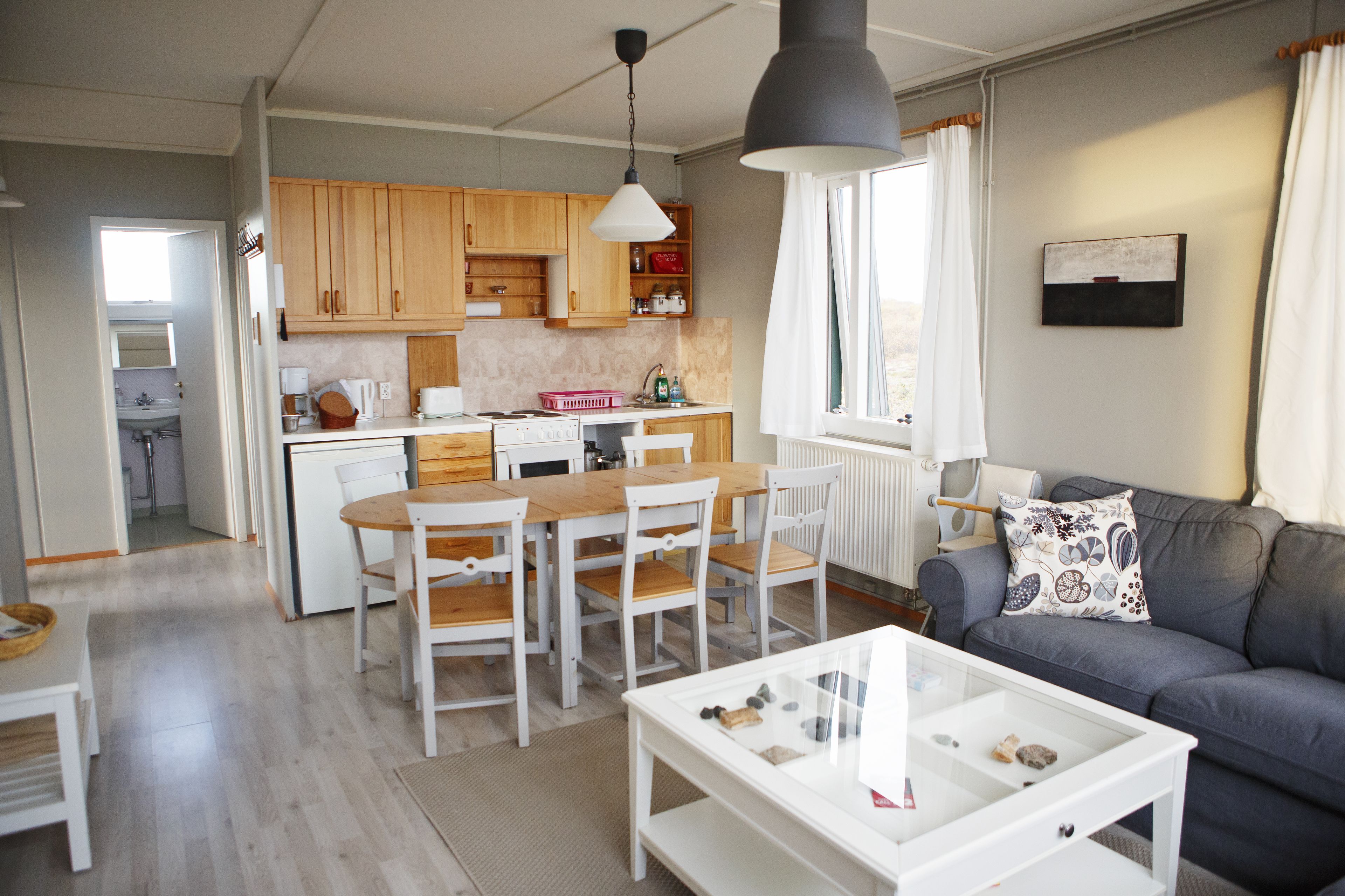 Cottage, 3 Bedrooms, Mountain View | Private kitchen | Fridge, oven, stovetop, coffee/tea maker