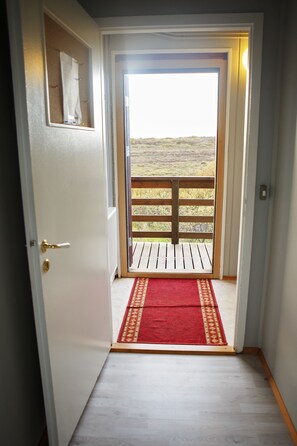 3 bedrooms, soundproofing, iron/ironing board, free cribs/infant beds