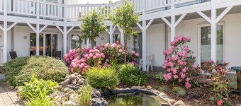 Comfortable ground floor apartment with terrace, fast WiFi and private parking space