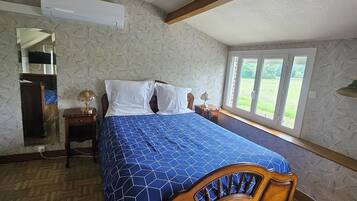 1 bedroom, iron/ironing board, travel crib, free WiFi