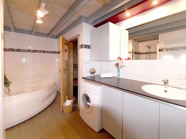 Luokittelematon kuva, 1 kautta 16, painike