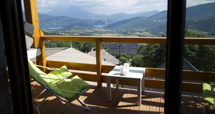 Geräumiges Cottage, klassifiziert mit 3 Sternen, ideal für Familien, 25 m vom Ski, 10 m vom See entfernt