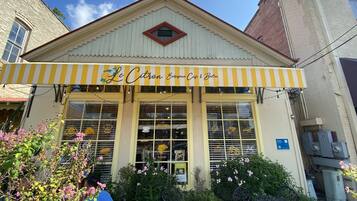 Extérieur