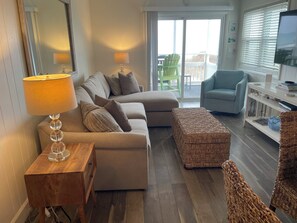 Smart TV, DVD player, books