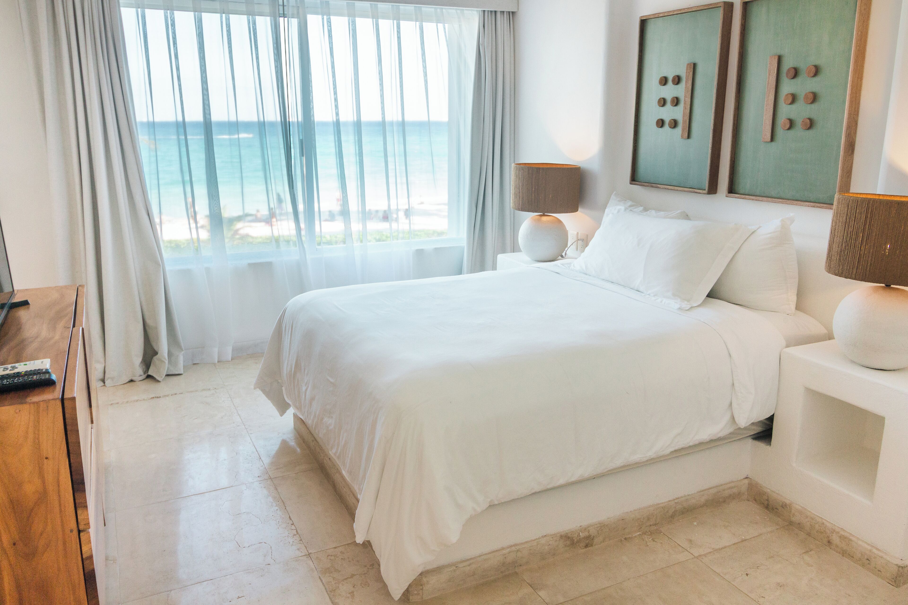 6 chambres, fer et planche à repasser, Wi-Fi gratuit, draps fournis