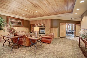 Unclassified image, 3 of 36, button