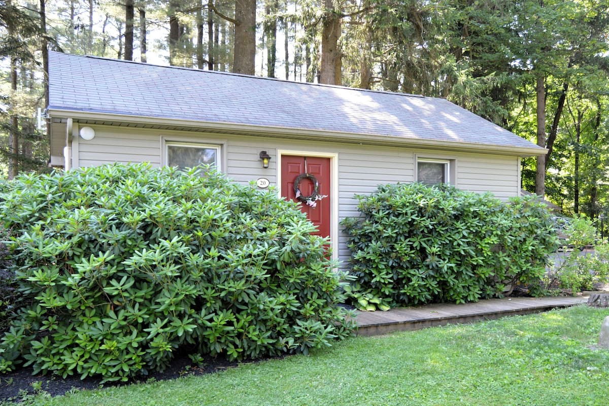 Cottage Exclusif, 1 grand lit et 1 canapé-lit, non-fumeurs, cheminée | Literie de qualité supérieure, surmatelas, fer et planche à repasser