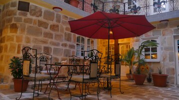 Habitación estándar | Terraza o patio