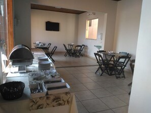 Desayuno completo incluido todos los días