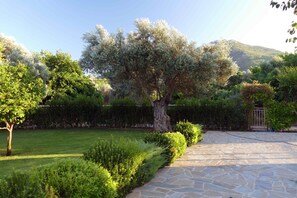 Exterior - esperides holidays (Marathon)