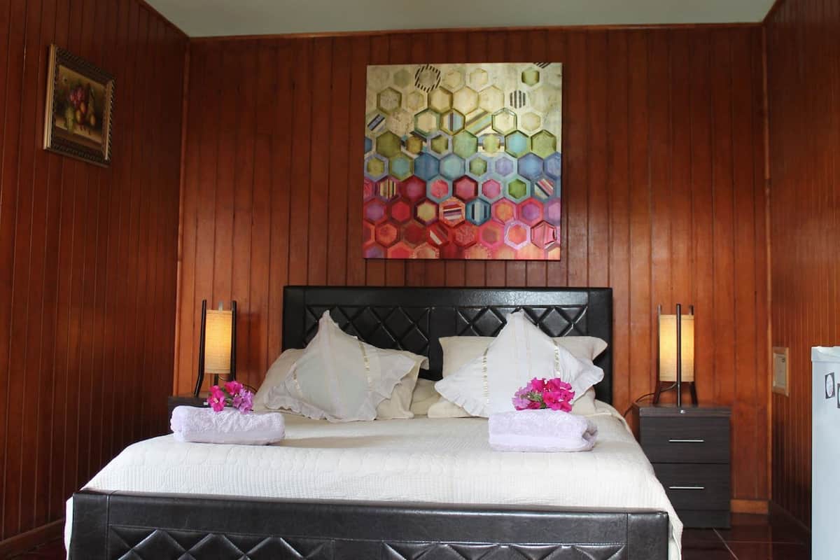 Double Room, 1 Double or 2 Single Beds