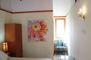 Habitación doble, 1 cama doble o 2 individuales | Wifi gratis y ropa de cama