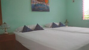 Double Room, 1 Double Bed, Non Smoking | Minibar, két bảo mật tại phòng, truy cập Internet không dây (phụ phí) 