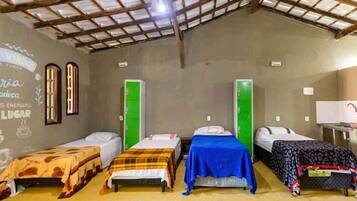 Economy Shared Dormitory | Blackout curtains, bed sheets