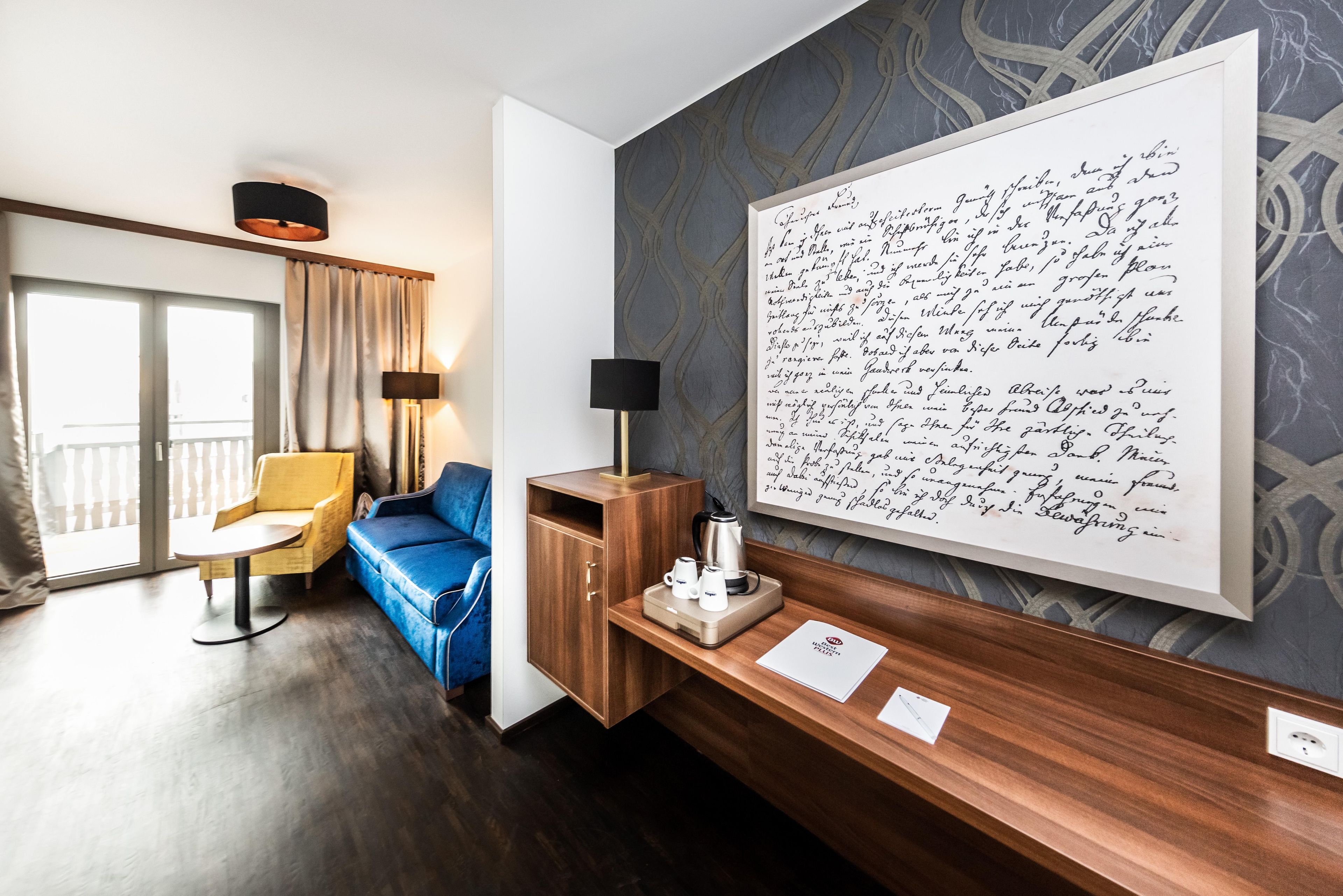 Photo - Best Western Plus Royal Suites