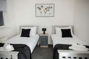 Room - Buckingham House (Hamilton)