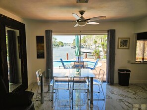 Dining - Cozy Duplex overlooks the water and is within walking distance of the beach! (Lauderdale-By-The-Sea)