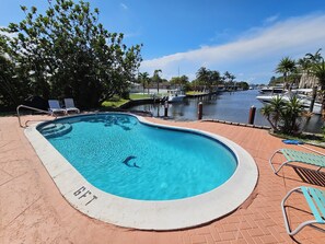 Outdoor pool - Cozy Duplex overlooks the water and is within walking distance of the beach! (Lauderdale-By-The-Sea)