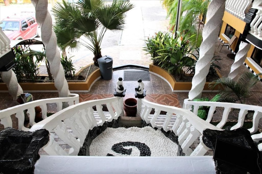 2 Star Hotels