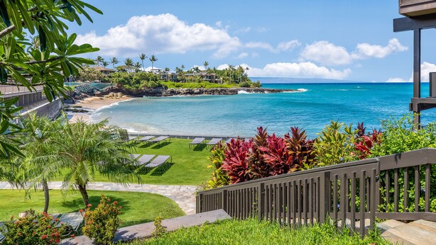 A resort with a view of a beach and ocean. - Remodeled. Ground floor w/ views KSB5B - Sullivan (Lahaina)