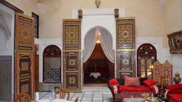 Tempat makan