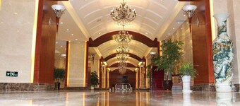 qingdao tianrunjinwang hotel