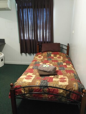 Free WiFi - Irish Club Accommodation (Parkside)
