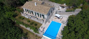 Thresher's House: Stone Byggd i en privat bondgård med fantastisk utsikt och sekretess