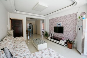 Estúdio | Sala de estar | TV