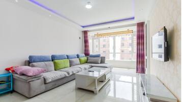 Studio | Wohnzimmer | Fernseher