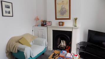 Smart TV, books, streaming services