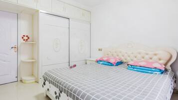 Apartment | Schreibtisch, Verdunkelungsvorhänge, kostenloses WLAN