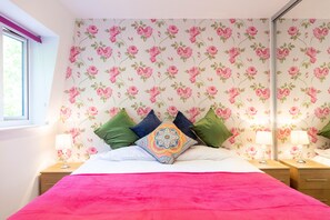 2 chambres, fer et planche à repasser, accès au Wi-Fi (inclus)