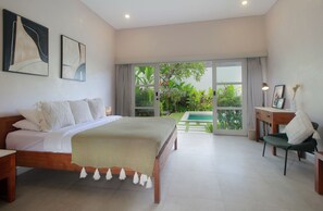 In-room safe, blackout curtains, iron/ironing board, free WiFi - Echo Beach Villa & Apartment (Canggu)