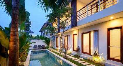 Echo Beach Villa & Apartment