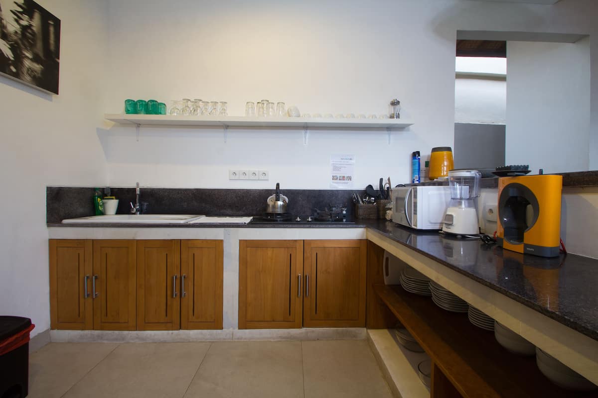 family villa, 2 bedrooms, private pool, beachside | private kitchenette | fridge, oven, stovetop, coffee/tea maker