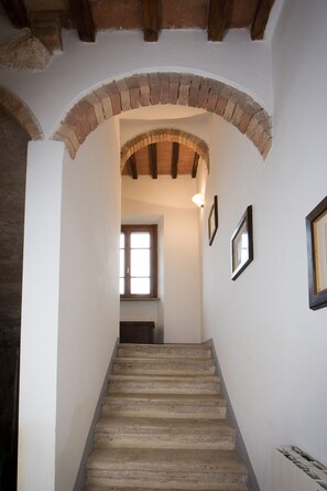 Interior - Sweet home, the home of the small village (Colle di Val d'Elsa)