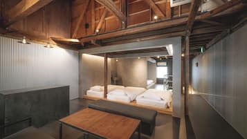 Habitación Deluxe, 6 habitaciones, no fumadores (Street View_Former Confectionery Shop) | Wifi gratis y ropa de cama