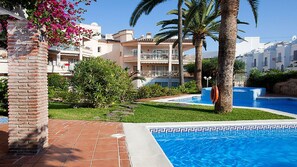 Pool - Comfort, prime location, WIFI & air con. (Nerja)