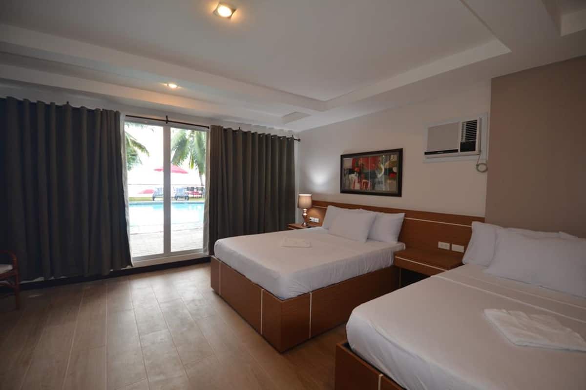 Ground Floor Villa | Minibar, desk, free WiFi, bed sheets