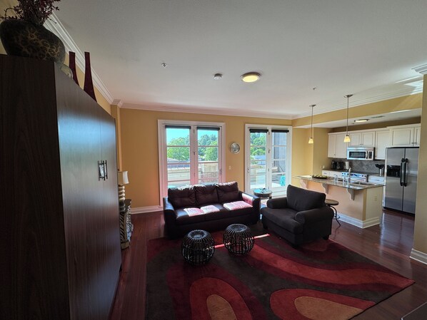 Televisión y reproductor de DVD 