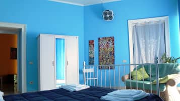 3 Schlafzimmer, Schreibtisch, BĂŒgeleisen/BĂŒgelbrett, kostenloses WLAN