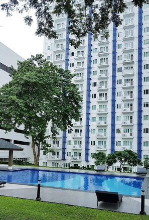 Pool - Staycation for YOU and FAMILY (QC)