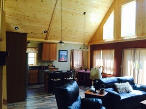 Smart TV, fireplace, DVD player, stereo