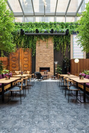 Reception - Amerikalinjen (Oslo)