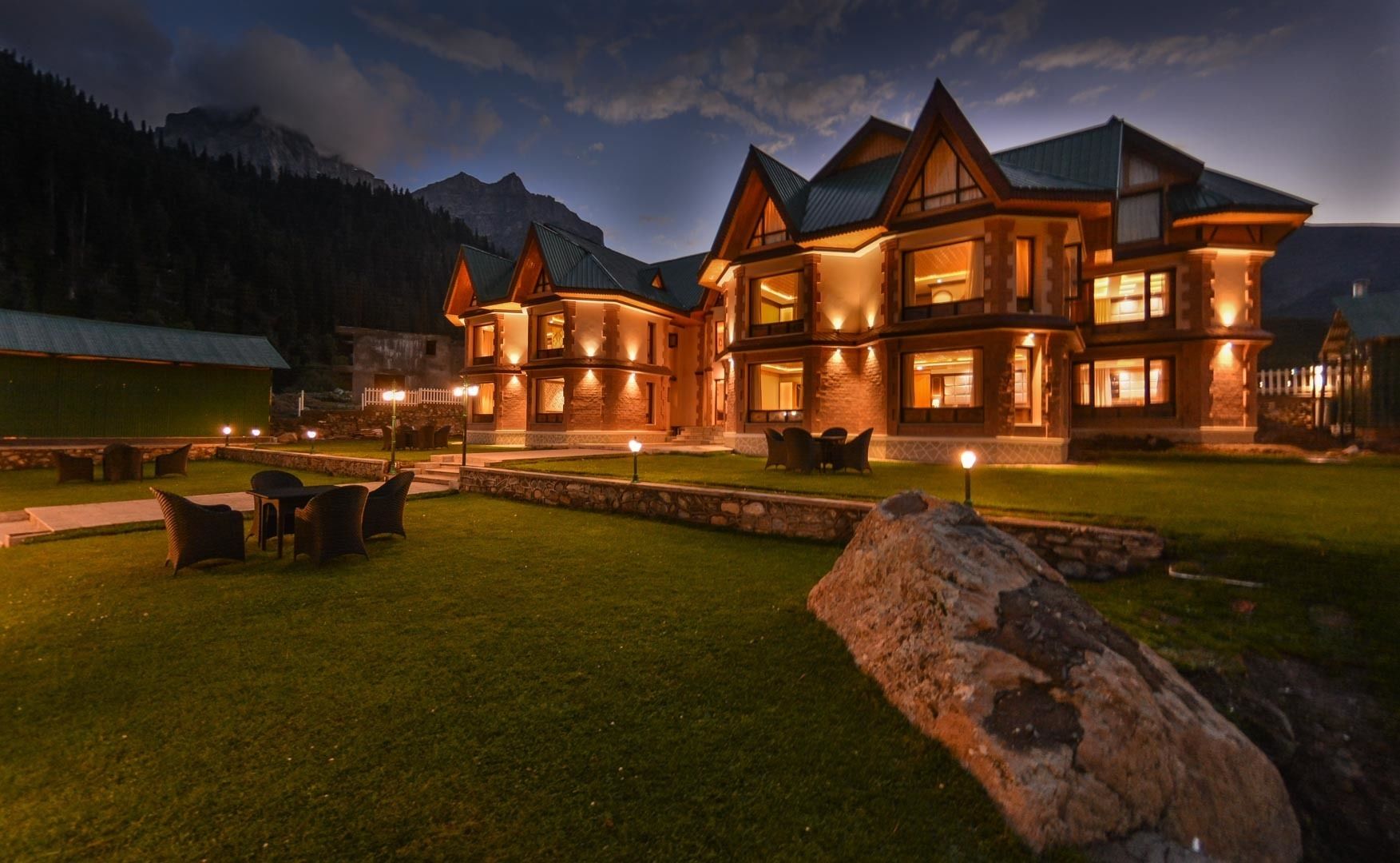 การตกแต่งภายนอก