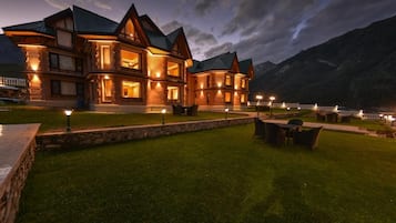 Exterior