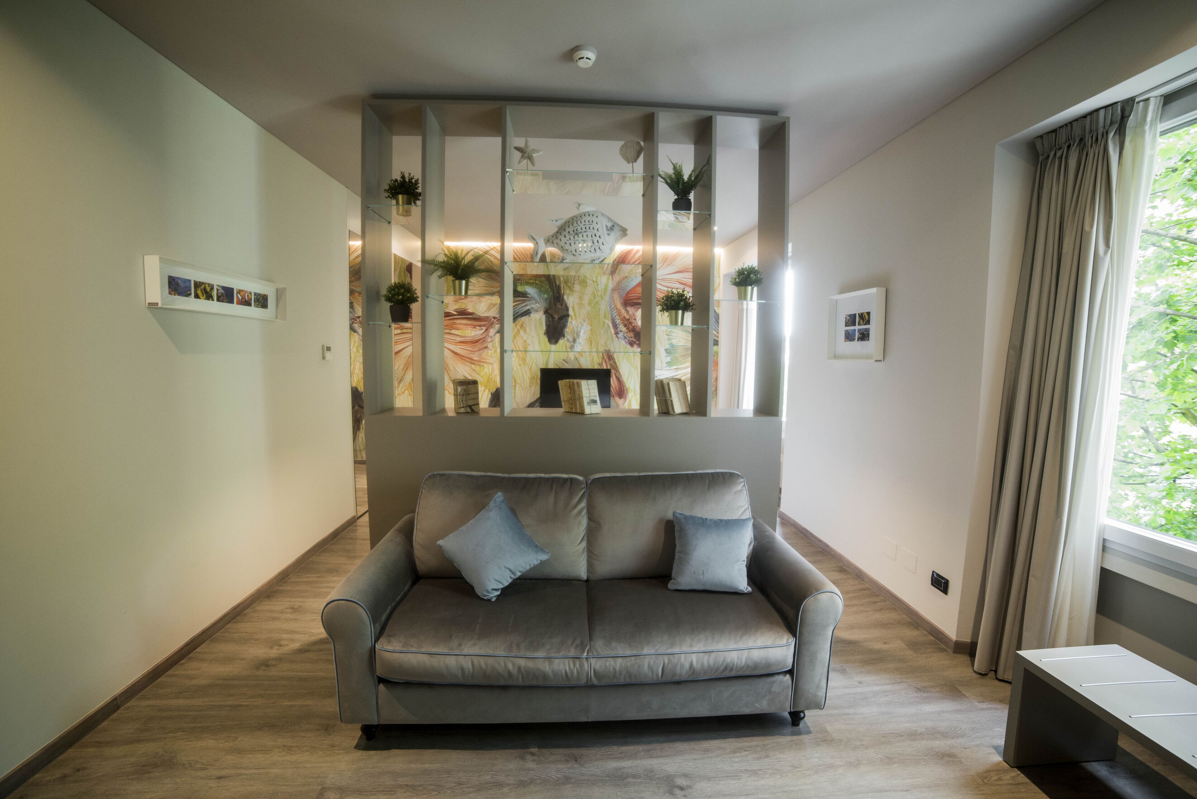 32-inch lcd tv with digital channels, tv