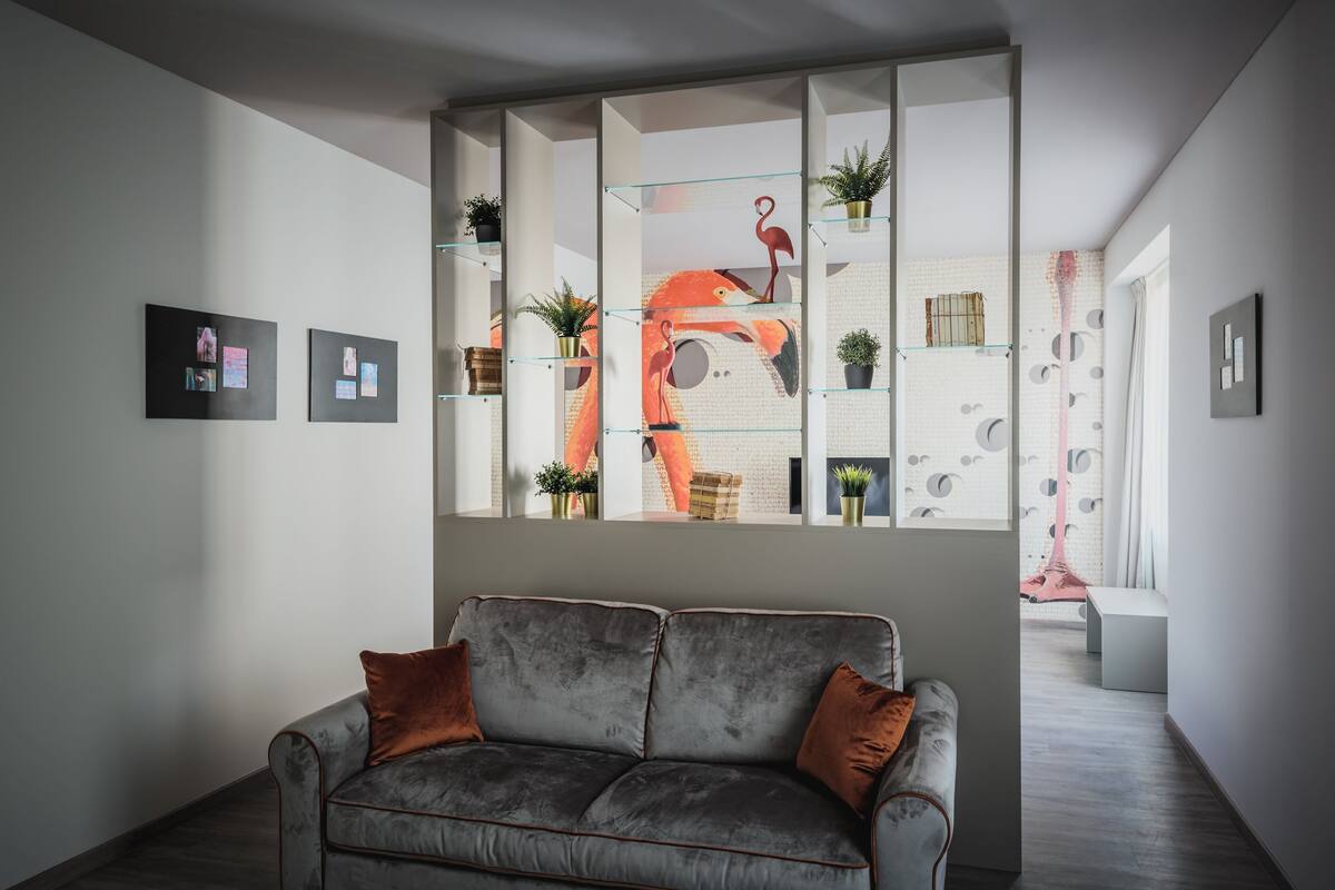 Quadruple Room | Living area | 32-inch LCD TV with digital channels, TV